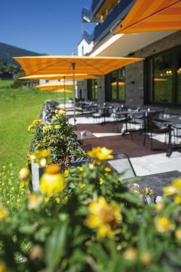 Active Nature Seemount Hotel